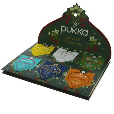 Pukka's Days of Christmas Calendar: 24 organic teas & wall hanging. Perfect festive gift! 🎁 🎄 Get it now at a fantastic price from Superfood Market.