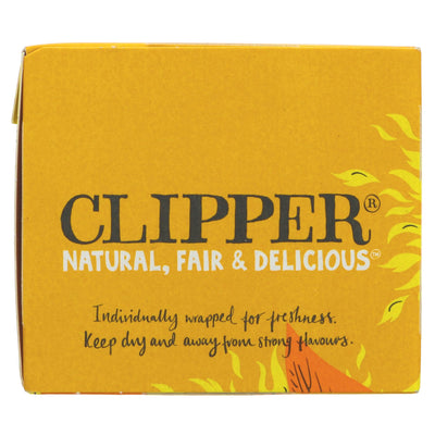 Clipper Restoring Roots tea: ginger, turmeric & lemongrass blend. Organic, vegan & GMO-free in unbleached, plastic-free tea bags!