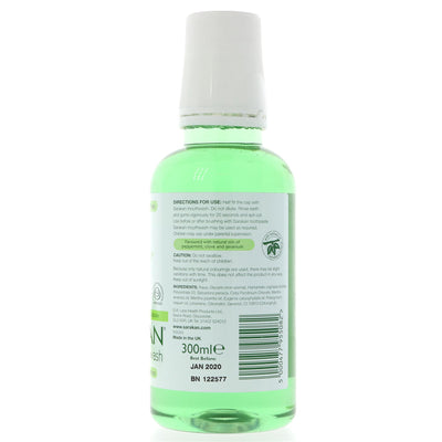 Vegan mouthwash with toothbrush tree extracts, fights plaque and leaves peppermint taste - Sarakan Mouthfresh Rinse - 300ML.