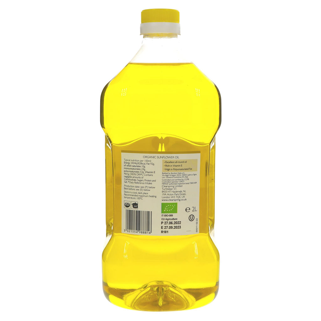 Clearspring Organic Sunflower Oil: Nutty flavor, rich in vitamin E & polyunsaturated fatty acids. Perfect for salads & dressings. Vegan-friendly.