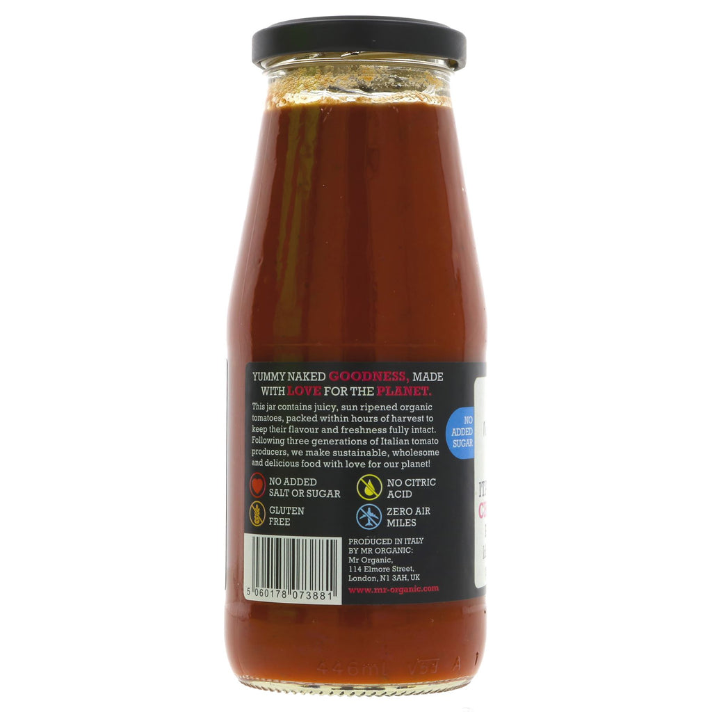 Organic, vegan Chilli & Garlic pasta sauce by Mr Organic. Perfect for adding flavor to your favorite dishes. No VAT charged.