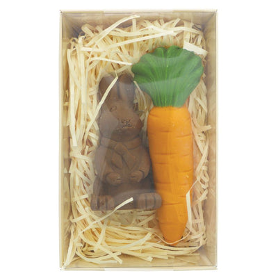 Treat some-bunny special with this gluten-free Bunny with Carrot from Choc On Choc. Handcrafted from delicious Belgian milk & white chocolate, this adorable chocolate gift is perfect for animal enthusiasts and veggie lovers. Indulge in the sweetness and share the joy!